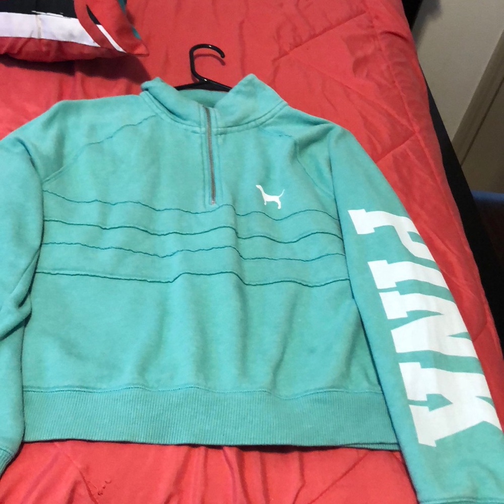 Long sleeve hoodie